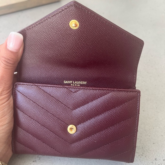 SOLD. Brand new AUTHENTIC YSL saint laurent wallet. Never used. Comes with box - Picture 5 of 9